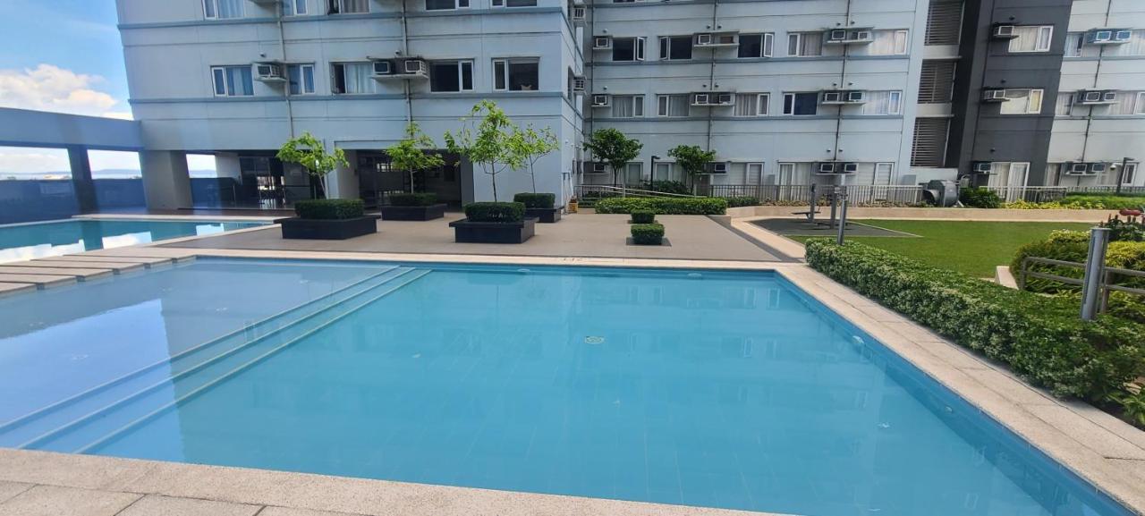Avida Tower Free Airport Pick Up For 3 Nights Stay Or More Davao Exterior foto